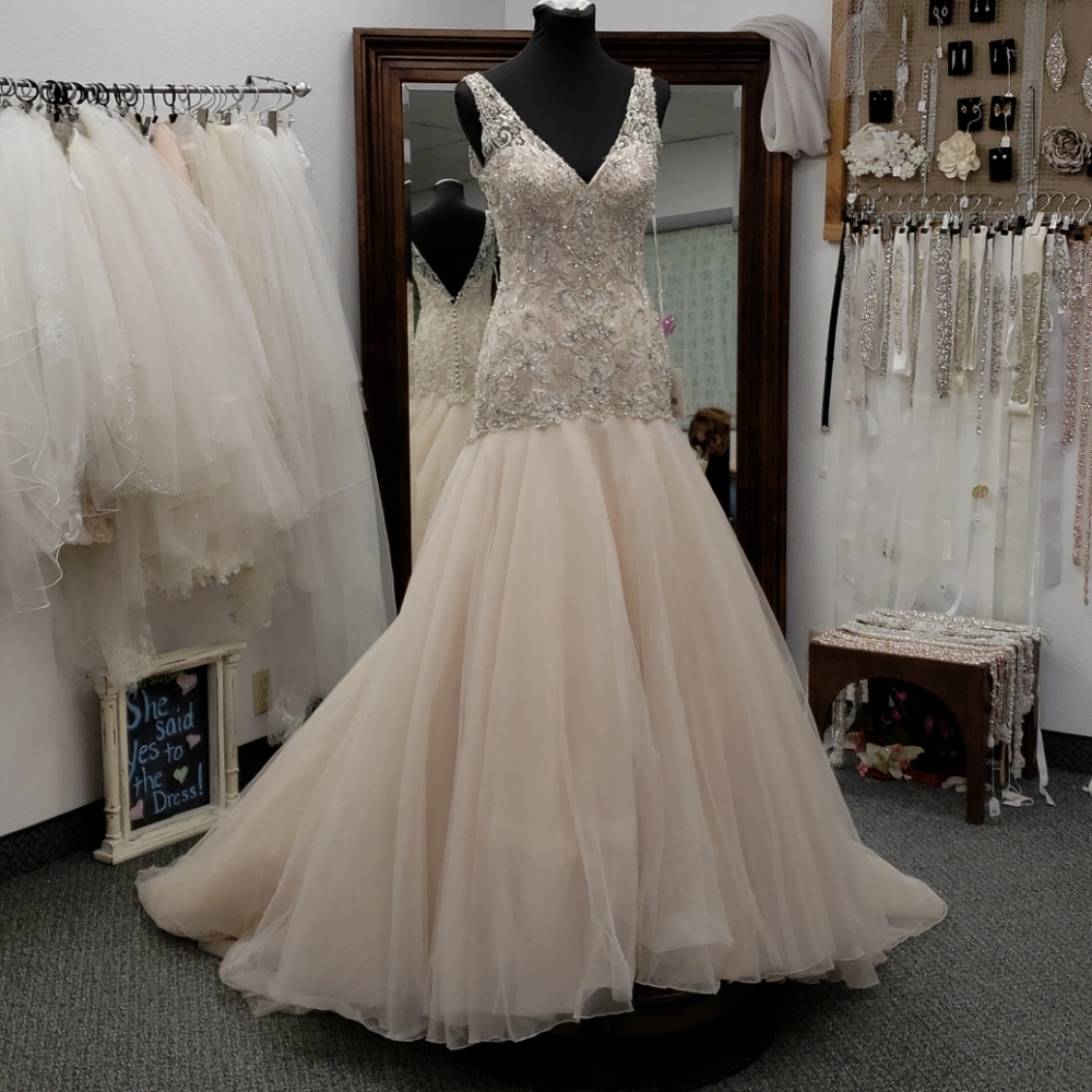 Pronovias Bonanza wedding gown, size 8